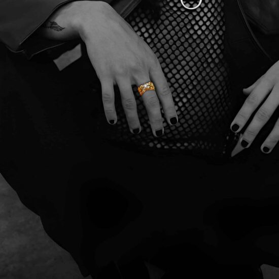 22K GOLD DOUBLE FLORAL RING WITH 5 DIAMONDS 2