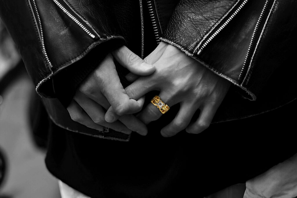 22K GOLD K&T RING WITH 5 DIAMONDS 2 - how to clean diamond jewelry
