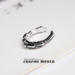 DOUBLE FLORAL CROSS RING