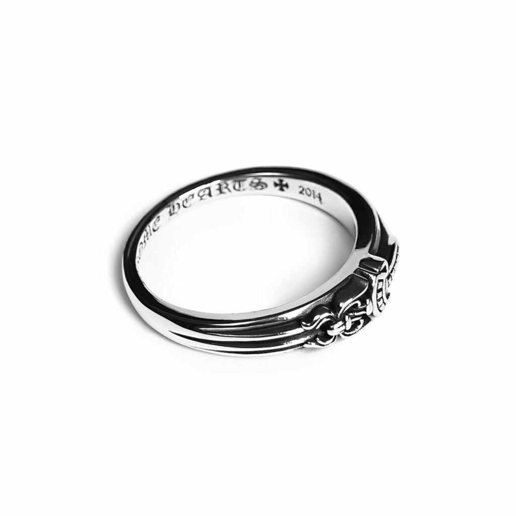 BABY CLASSIC DAGGER RING