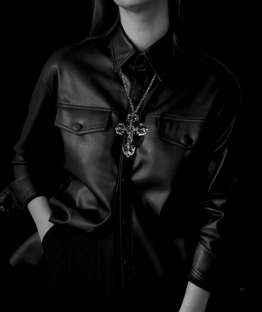 LARGE FILIGREE CROSS PENDANT 2
