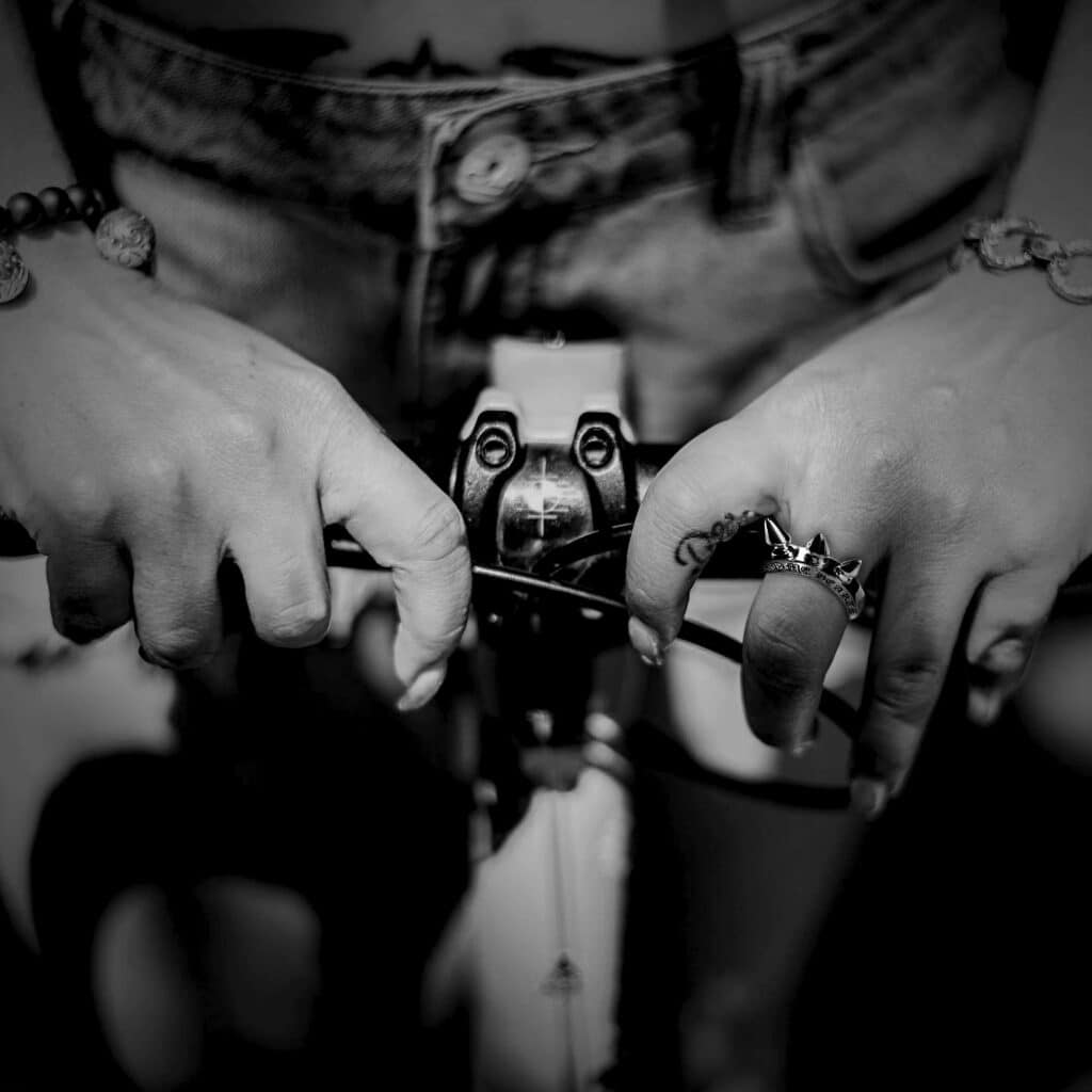 TRIPLE SPIKE RING